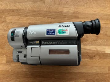 GRATIS Sony Hi8 Handycam analoge videocamera CCD-TRV65E PAL