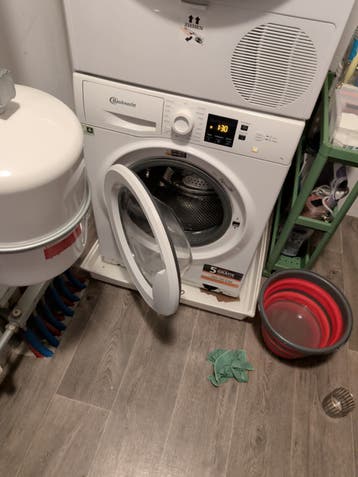 Defecte Bauknecht wasmachine - Voor onderdelen/reparatie