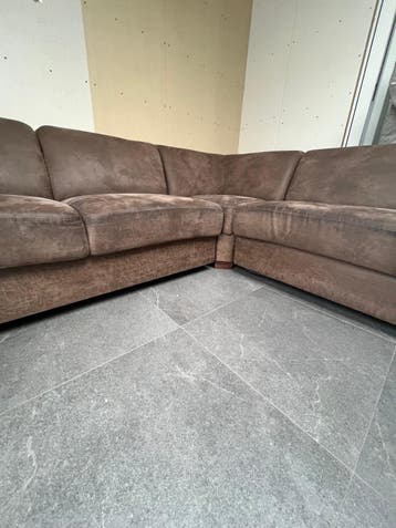 Comfortabele bruine hoekbank - Gebruikt