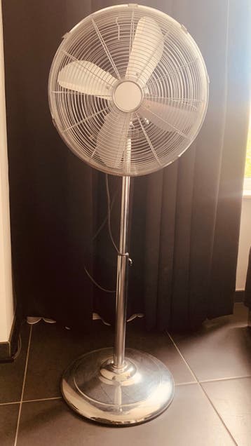 Chroom ventilator