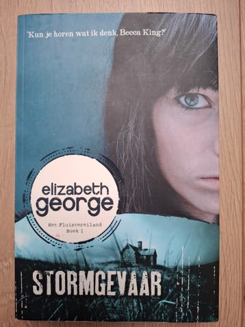 Stormgevaar - Elizabeth George (Het Fluistereiland Boek 1)