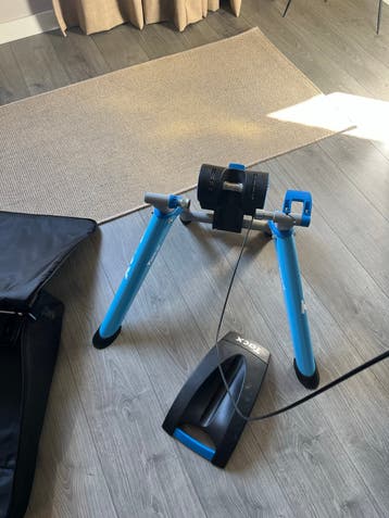 Tacx Blue Matic fietstrainer met transporttas en as