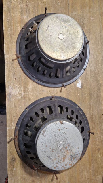 oude orgel  woofers - 31 cm - 8 Ohm