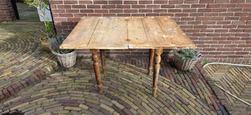 Landelijk tafeltje, multifunctioneel!