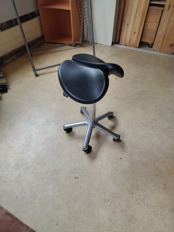 Zadelkruk / Kapperskruk - Ergonomisch en Verstelbaar