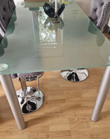 glazen eettafel