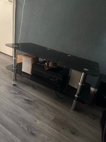 Zwart glazen tv-meubel