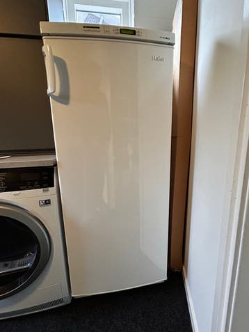 Haier Vrieskast HF-248 - Vrijstaand, 165L inhoud