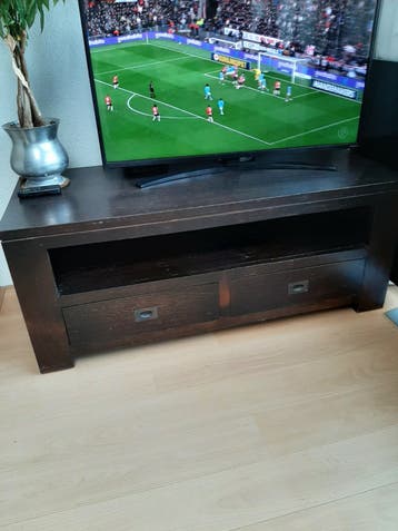 Koloniaal tv-meubel breed 135x hoog 55x 59 diep