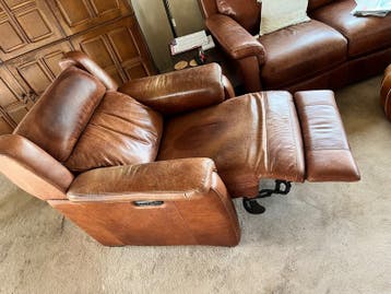 Leren relaxfauteuil met USB-oplaadpoorten