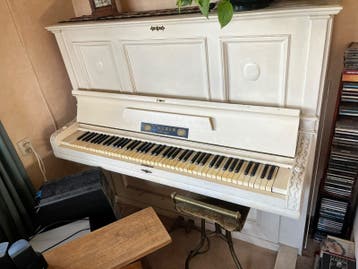Gratis af te halen: Piano (wegens verhuizing)