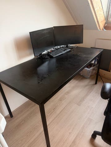 Gratis Zwart Bureau - 160x80 cm - Opknapper