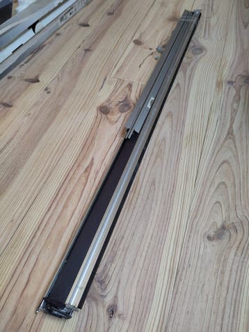 2x Velux DKL U04 dakraam gordijn