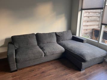 GRATIS antraciet bank met chaise longue rechts. 275 cm