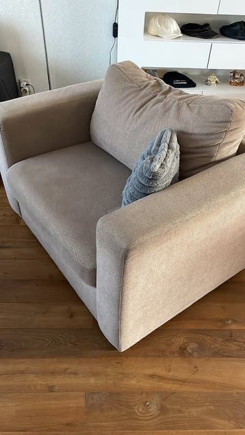 Loveseat