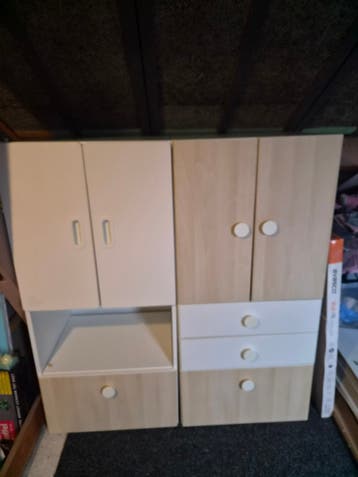 GRATIS! 2 kasten