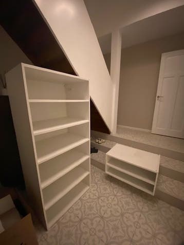 IKEA platsa kast met planken