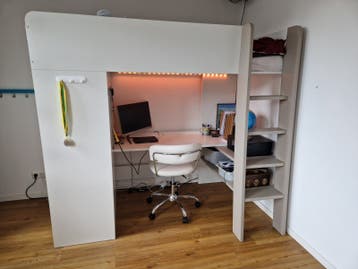 laatste kans, GRATIS hoogslaper met bureau en kast