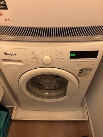 MOET WEG VOOR WOENSDAG!!  Whirlpool Wasmachine 6kg A+++ 1400