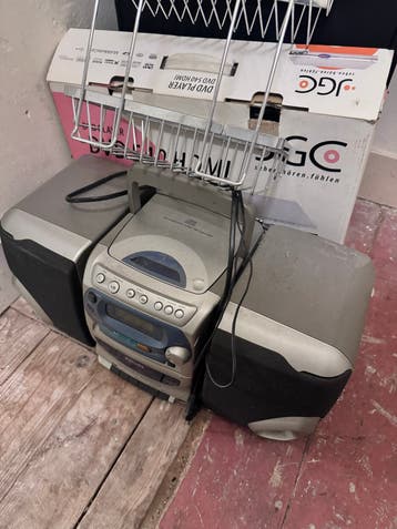 Stereo set met CD, cassette, radio en DVD speler
