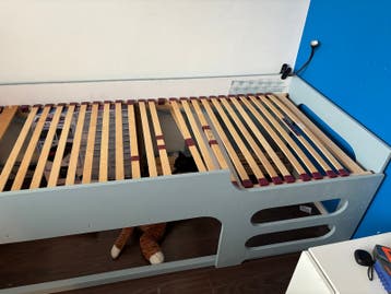 Gratis bed 210 x 90 cm – Amstelveen