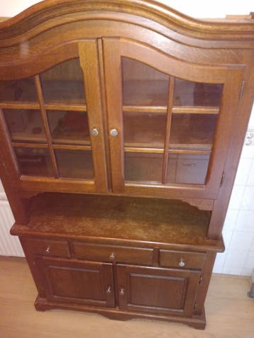 Klassieke houten buffetkast