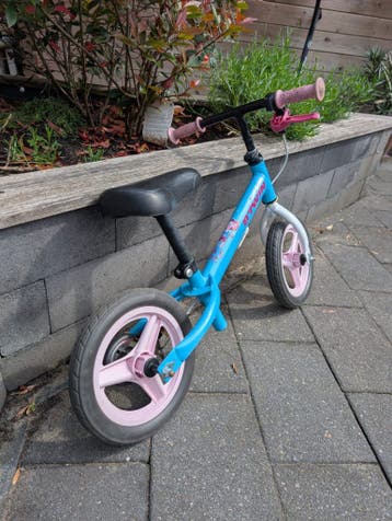 GRATIS !! B'Twin RunRide 500 loopfiets, blauw/roze