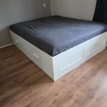 Gratis bed met lades 160x200