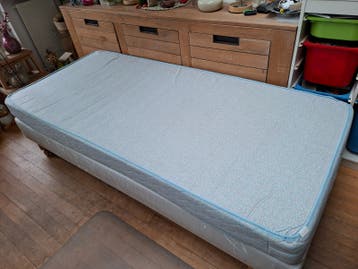 1persoonsbed 90 bij 200
