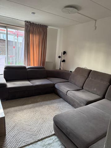 GRATIS U-vorm slaap bank taupe met opberg ruimte