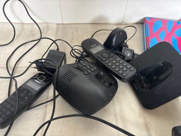 Vaste telefoons en onderdelen