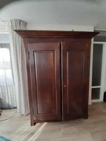 Prachtige massief eiken kast