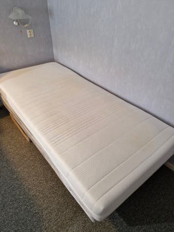 Bed 1-persoons gratis
