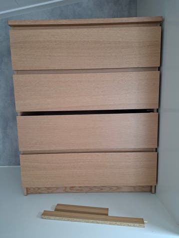 Ikea Malm kast eiken - zo goed als nieuw