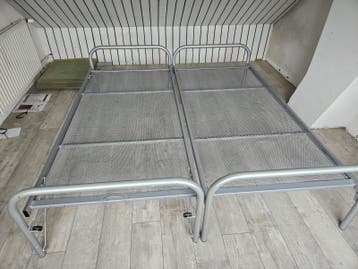 Logeerbed onderschuif bed 90x200