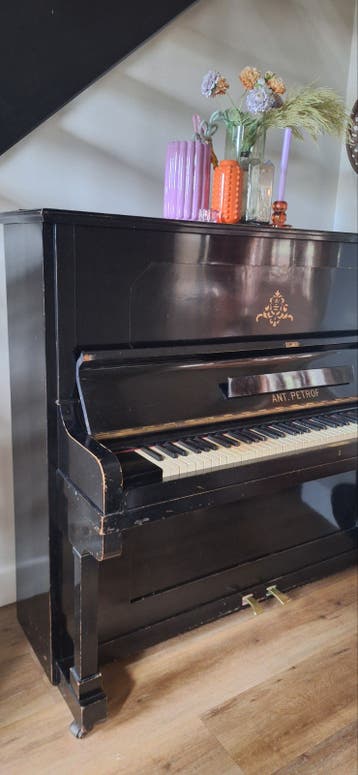 Petrof piano