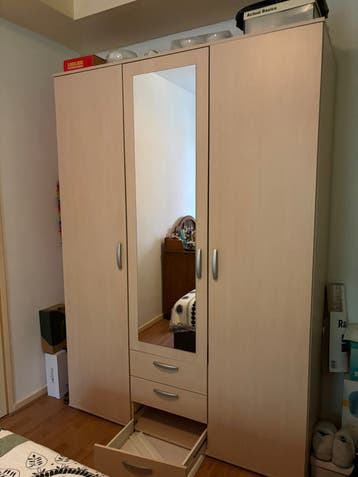 Kledingkast 150x210 cm