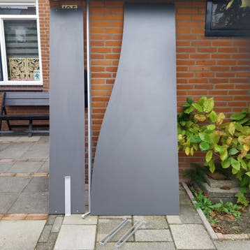 Bureaublad Svärta hoogslaper IKEA + boekenplank