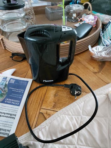 Bestron waterkoker - Zwart, compact en functioneel