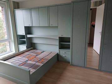 GRATIS bed met kast ombouw