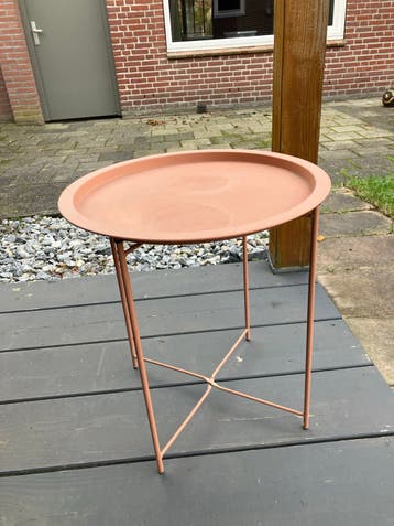 Ronde bijzettafel - Terracotta kleur - Metaal