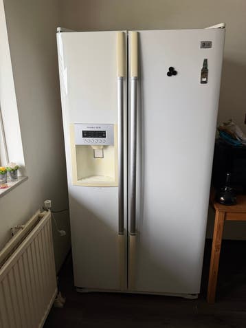 LG Amerikaanse Koelkast - Side-by-Side met IJsblokjesmachine