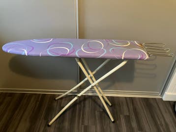 Gratis: tweedehands strijkplank