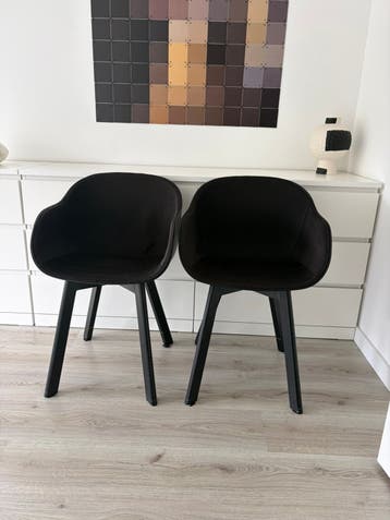 2 stoelen