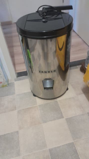 Centrifuge