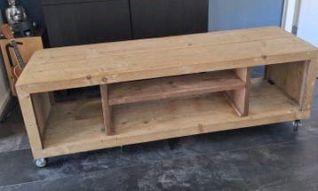 Steigerhouten TV meubel op wielen - Robuust en Praktisch