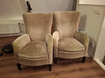2 stoelen / fauteuils
