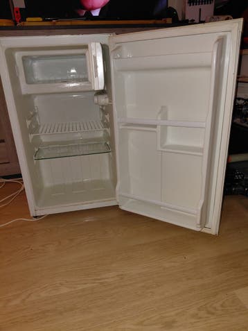 Compacte koelkast met vriesvak - Ideaal voor kleine ruimtes