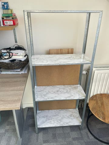 Stellingkast