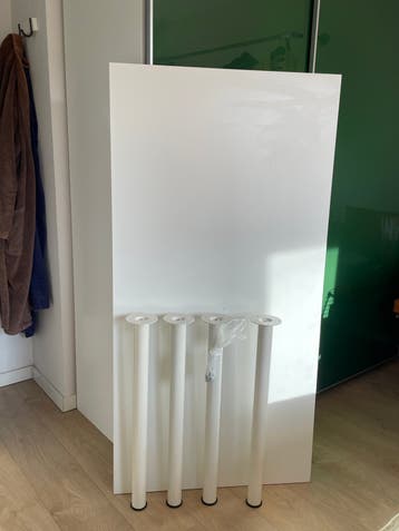 Wit bureau van IKEA